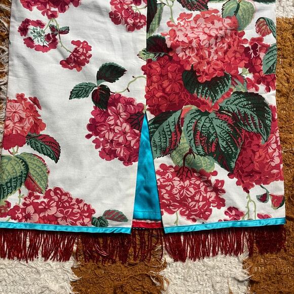 y2k Anthropologie Size 2 Beaded Tassel Hydrangea Skirt Floral White Red Glam - Picture 6 of 14